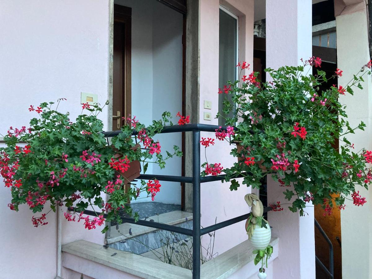 Apartamento Casa Mirella Lovere Exterior foto