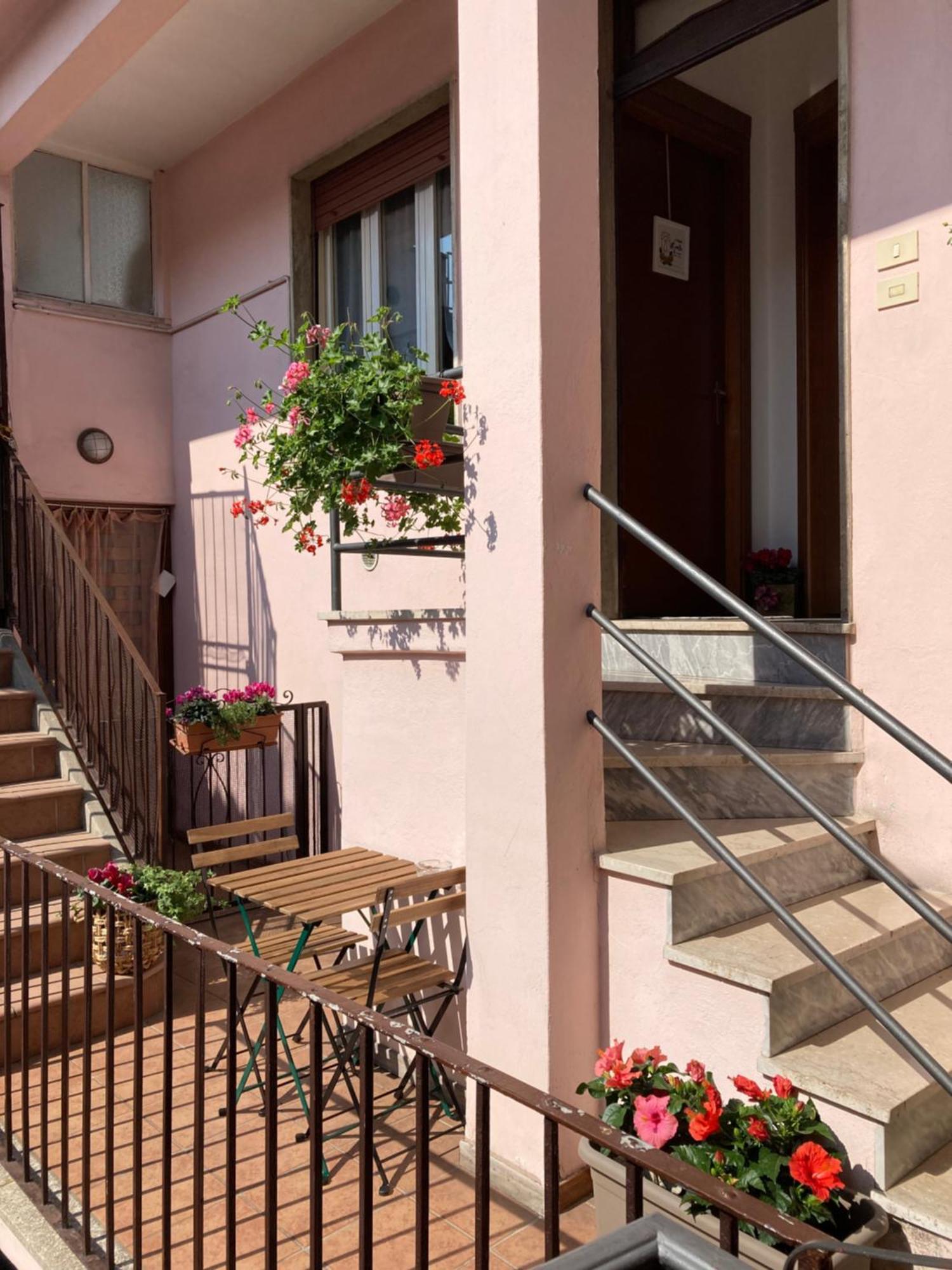 Apartamento Casa Mirella Lovere Exterior foto